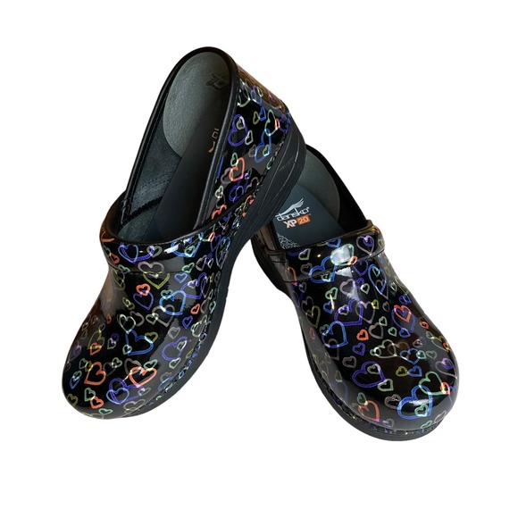 Dansko Shoes - Dansko Women's XP 2.0 - Floating Hearts Patent Size 40(10)